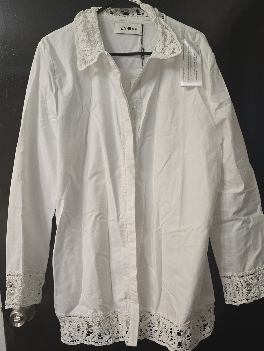 Zahraa White Crichet-Trim Tunic Top